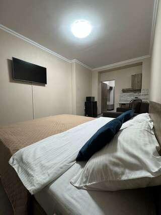 Гостиница Престиж Минеральные Воды Классический четырехместный номер-3