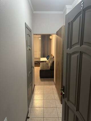 Гостиница Престиж Минеральные Воды Четырехместный номер «Комфорт»-6