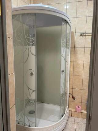 Гостиница Престиж Минеральные Воды Стандартный четырехместный номер-9